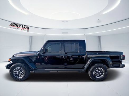 New 2026 Jeep Gladiator Rubicon AWD/4WD image 6
