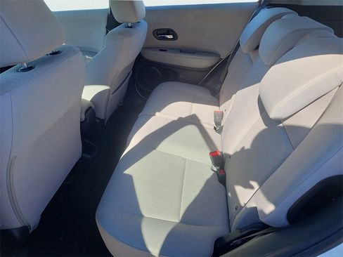 Used 2016 Honda HR-V LX image 25