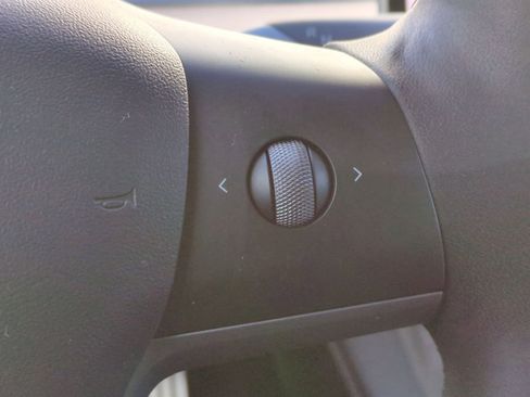 Used 2022 Tesla Model 3 Performance image 27