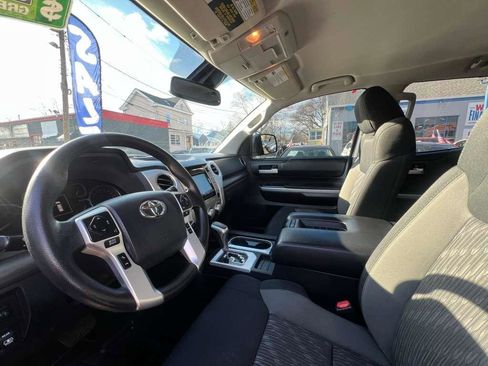 Used 2018 Toyota Tundra SR5 w/ TRD Sport Package image 18