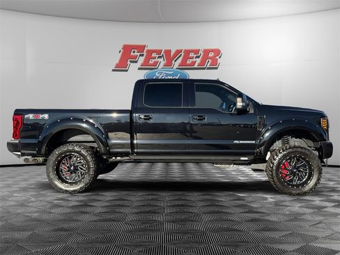 Used 2019 Ford F250 Lariat w/ Lariat Ultimate Package image 6