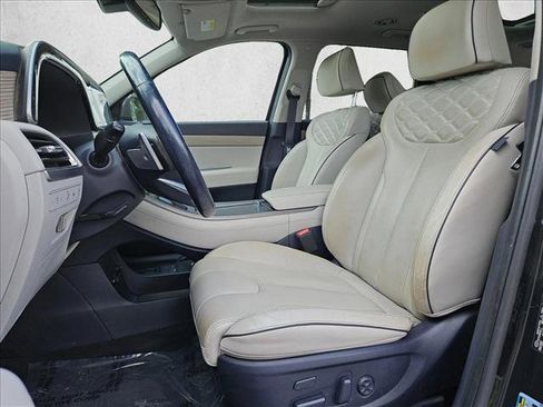 Used 2021 Hyundai Palisade Limited FWD image 11