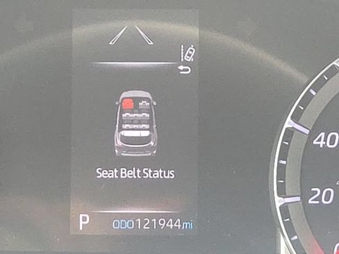 Used 2021 Toyota Highlander L FWD image 42