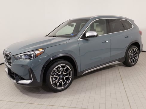 Used 2023 BMW X1 xDrive28i w/ Premium Package AWD/4WD image 1