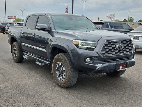 Used 2022 Toyota Tacoma SR5 image 4