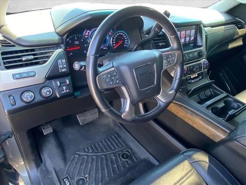 Used 2018 GMC Yukon Denali w/ Open Road Package AWD/4WD image 13