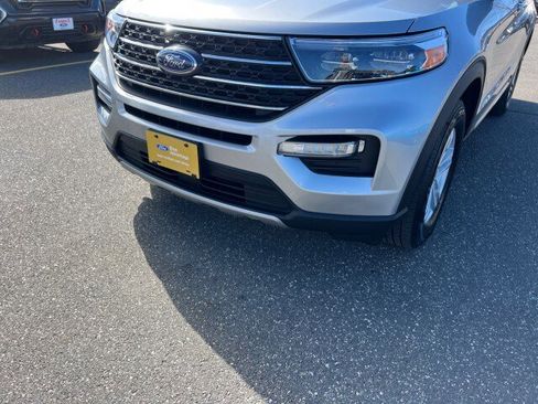 Certified 2021 Ford Explorer XLT w/ Equipment Group 202A image 29