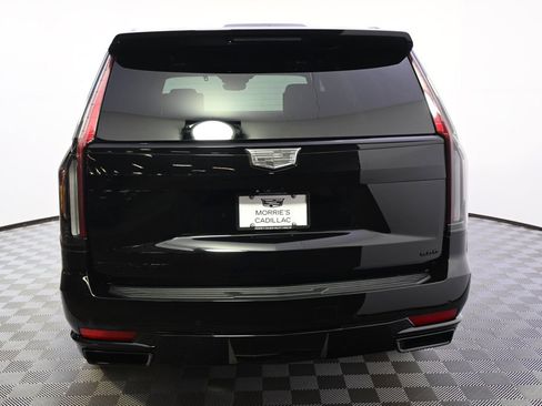 Certified 2024 Cadillac Escalade Sport Platinum w/ LPO, ONYX Package image 5