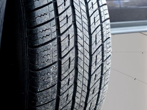 Used 2013 Chevrolet Equinox LT w/ Driver Convenience Package image 39