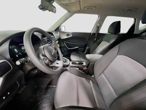 New 2025 Kia Soul LX image 19