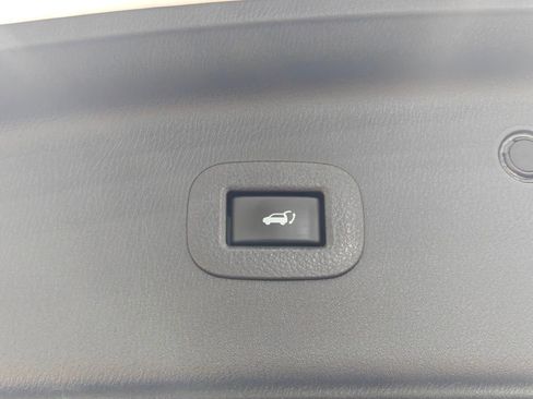 Used 2021 INFINITI QX80 Sensory w/ Cargo Package image 23