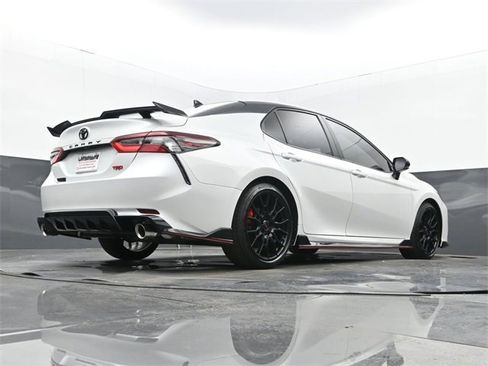 Used 2024 Toyota Camry image 27