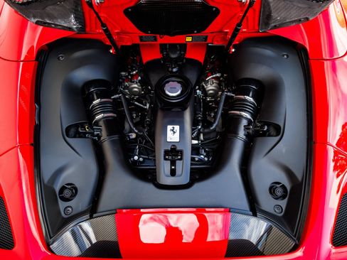 Used 2021 Ferrari F8 Tributo image 78