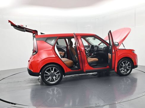 Used 2024 Kia Soul EX w/ Option Group 015 FWD image 54