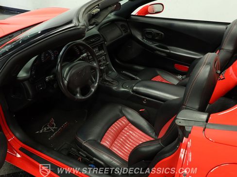 Used 1999 Chevrolet Corvette Convertible w/ Memory Pkg RWD image 4