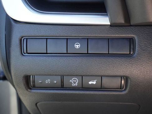 New 2026 Nissan Rogue SV FWD image 10