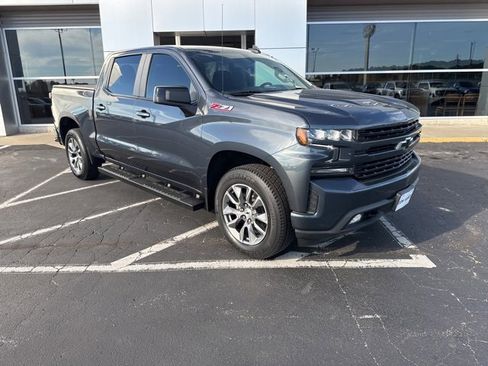 Used 2021 Chevrolet Silverado 1500 RST image 8
