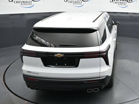 Certified 2024 Chevrolet Traverse LS FWD image 23