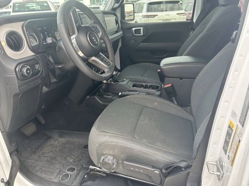 Used 2024 Jeep Wrangler Sahara w/ Dual Top Group image 4