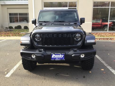 New 2026 Jeep Gladiator Sport image 2