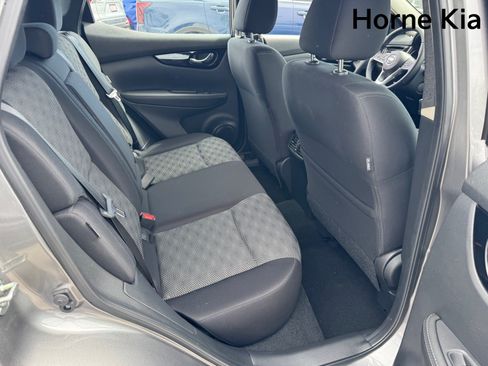 Used 2022 Nissan Rogue Sport SV FWD image 27