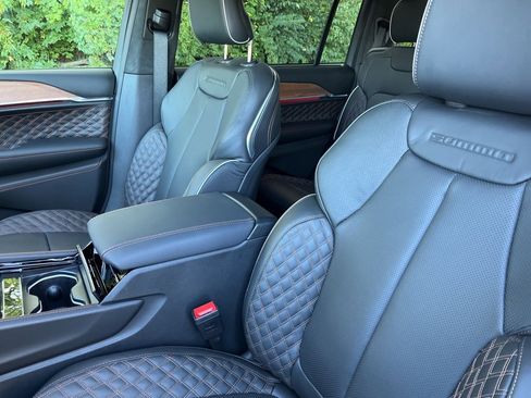 New 2025 Jeep Grand Cherokee L Summit image 29