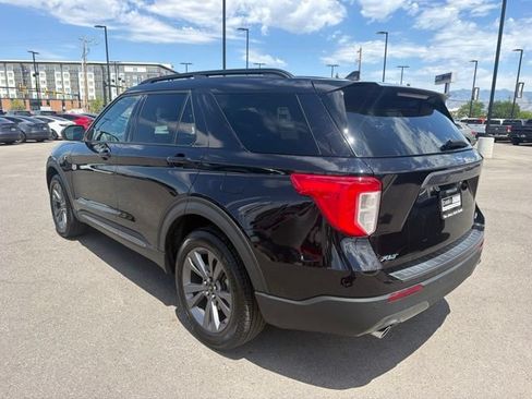 Used 2024 Ford Explorer XLT w/ Equipment Group 202A AWD/4WD image 5