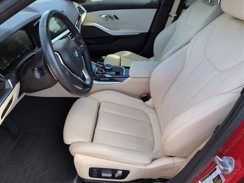 Used 2020 BMW 330i Sedan w/ Premium Package image 17