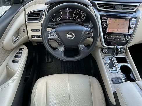 Used 2020 Nissan Murano SL w/ Moonroof Package image 5