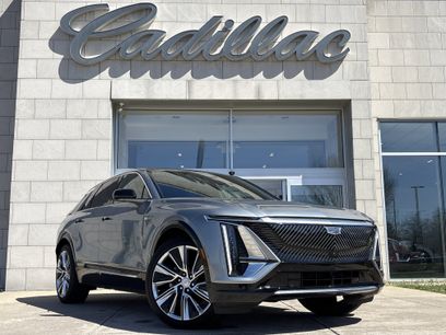 Used 2024 Cadillac Lyriq Luxury w/ LPO, Floor Liner Package