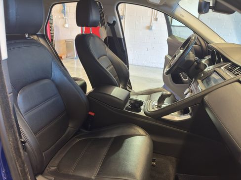 Used 2019 Jaguar E-PACE S AWD/4WD image 21