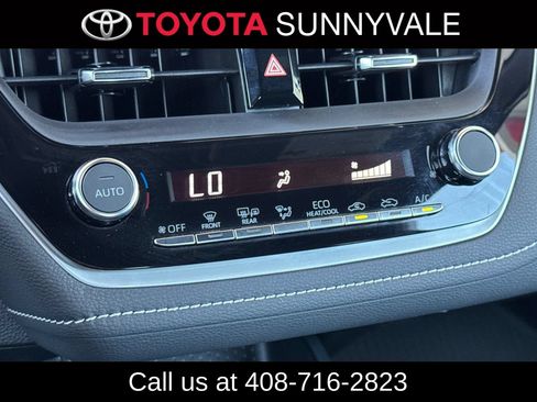Used 2023 Toyota Corolla SE w/ SE Premium Package FWD image 25