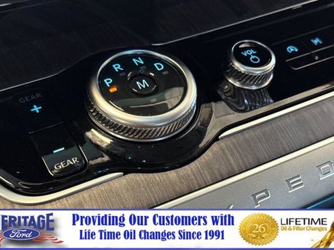New 2026 Ford Expedition Platinum w/ Platinum Ultimate Package AWD/4WD image 23