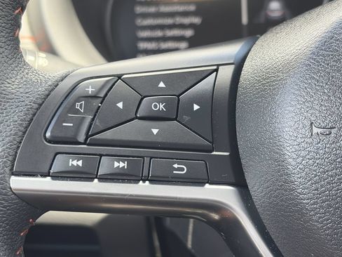 Certified 2024 Nissan Kicks SR FWD image 19