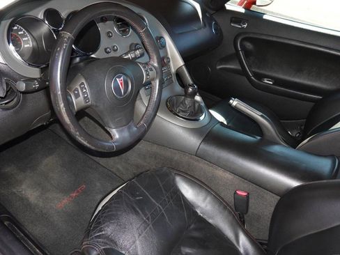 Used 2009 Pontiac Solstice GXP w/ Club Sport Package image 21