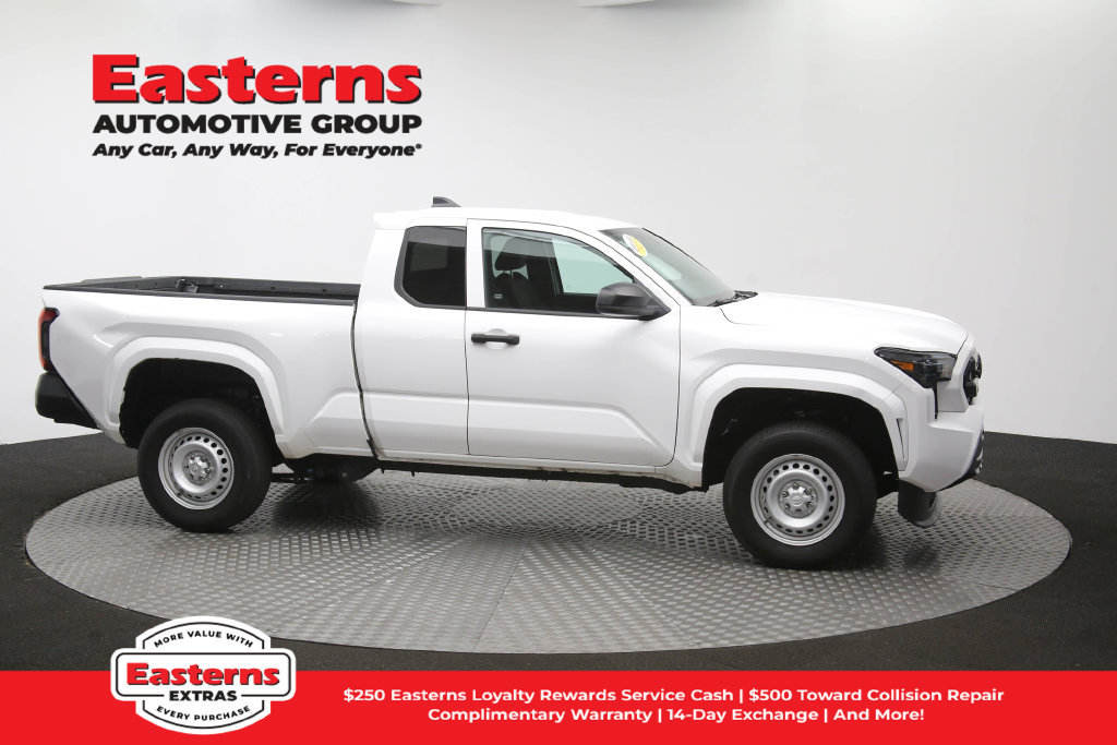 Used 2024 Toyota Tacoma SR RWD image 43