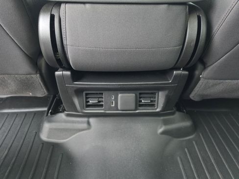 Used 2026 GMC Sierra 1500 Elevation image 16