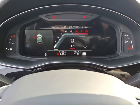 Used 2025 Audi Q8 Premium Plus image 18