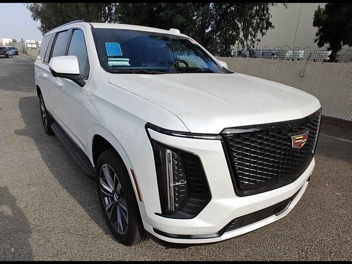 Used 2025 Cadillac Escalade ESV Sport RWD image 15