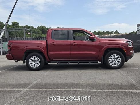 Used 2022 Nissan Frontier SV RWD image 6