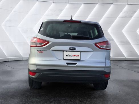 Used 2015 Ford Escape S image 5