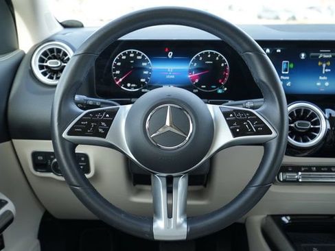Certified 2025 Mercedes-Benz GLA 250 image 22