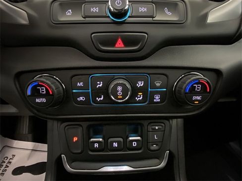 Used 2020 GMC Terrain SLE w/ Driver Convenience Package image 19