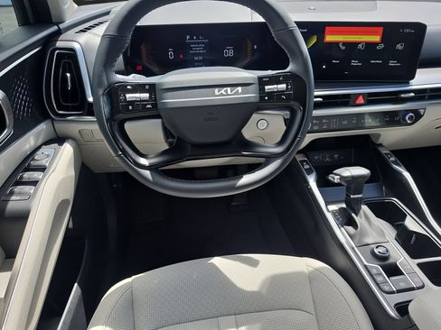 New 2026 Kia Sorento S FWD image 13