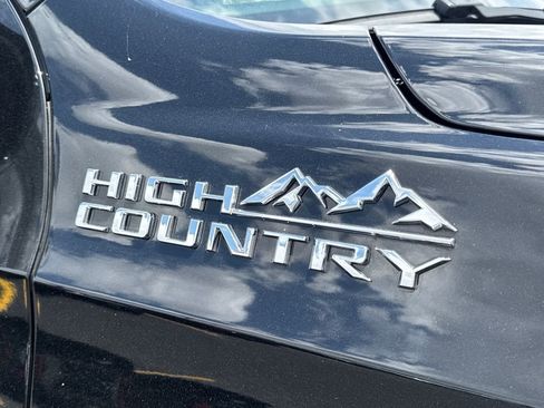 Used 2025 Chevrolet Tahoe High Country w/ Sun And Tow Package AWD/4WD image 10