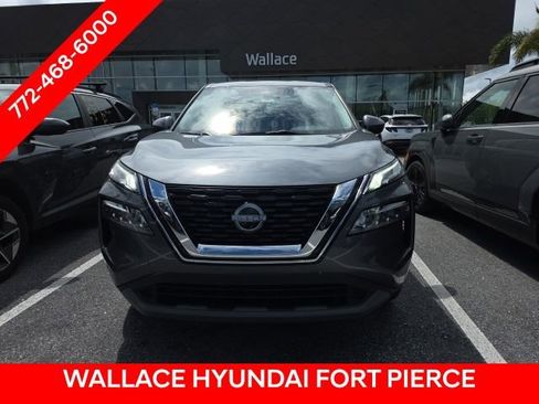 Used 2023 Nissan Rogue SV FWD image 1