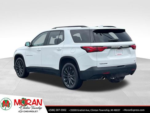Certified 2023 Chevrolet Traverse RS w/ LPO, Floor Liner Package FWD image 4