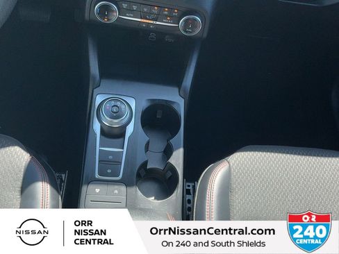 Used 2025 Ford Escape ST-Line FWD image 24