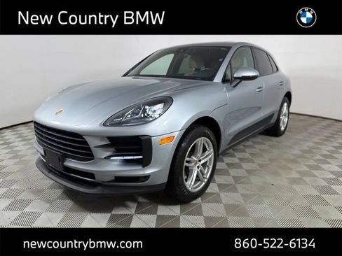 Used 2020 Porsche Macan AWD/4WD image 3