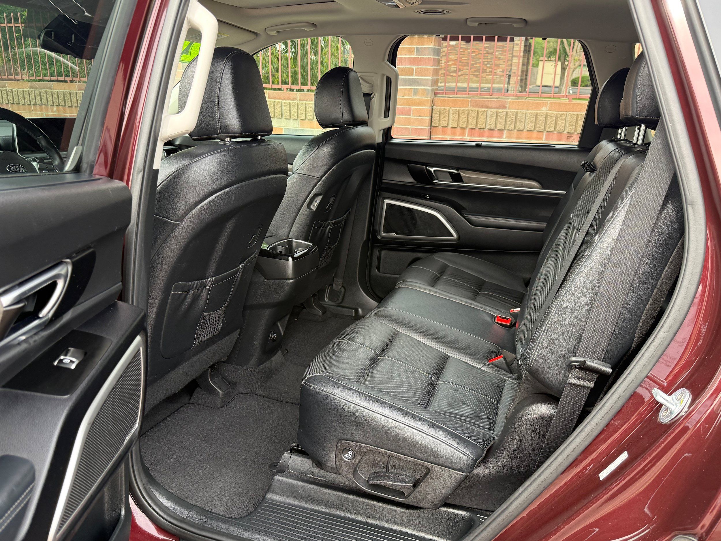 Used 2020 Kia Telluride EX AWD/4WD image 7
